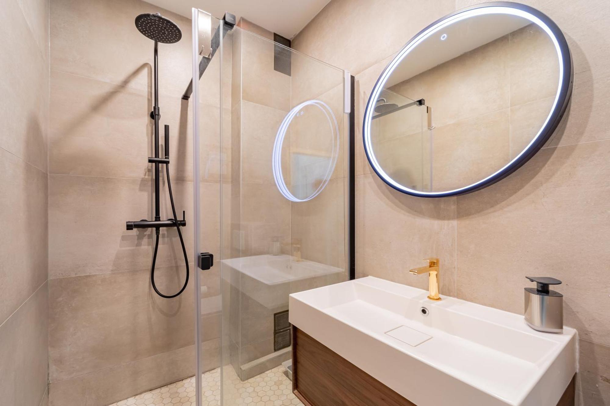 Nice Stay In City Center With Parking Boulogne-Billancourt Eksteriør billede